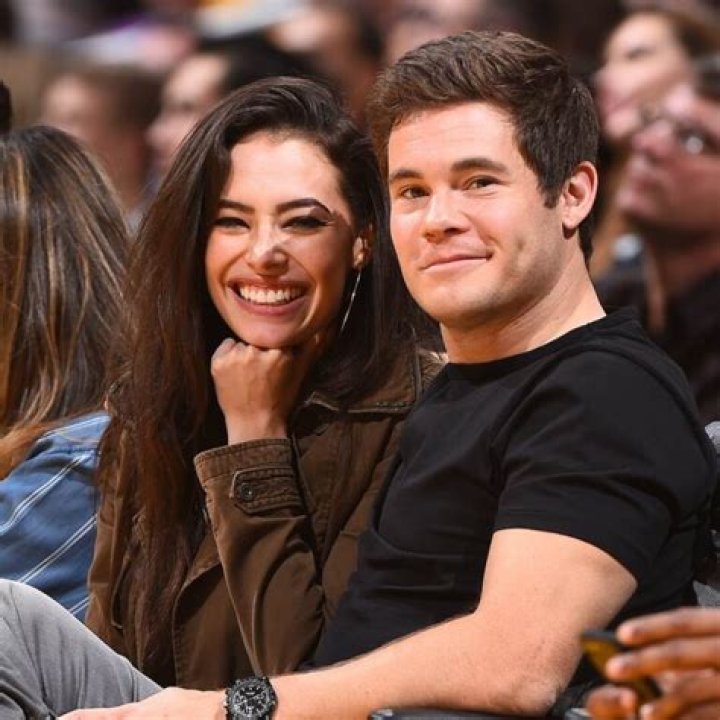 Adam DeVine Biography Age, Career, Wife, Parent, Sister, Films, Comedies, Pictures, Net Worth