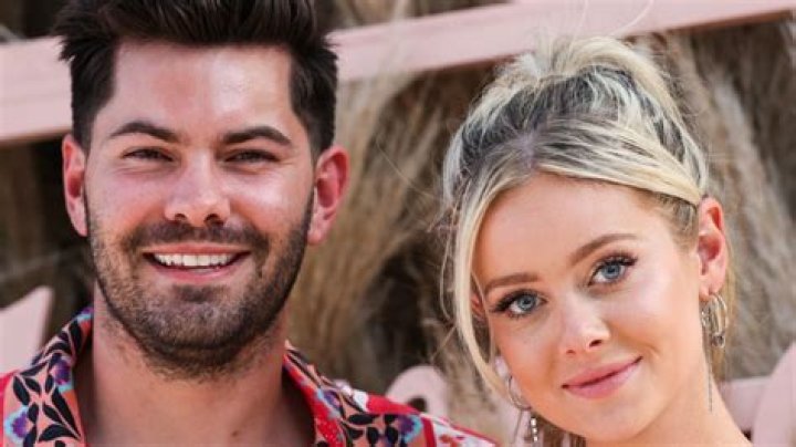 Bachelor in Paradise Stars Hannah Godwin, Dylan Barbour Married (Exclusive)