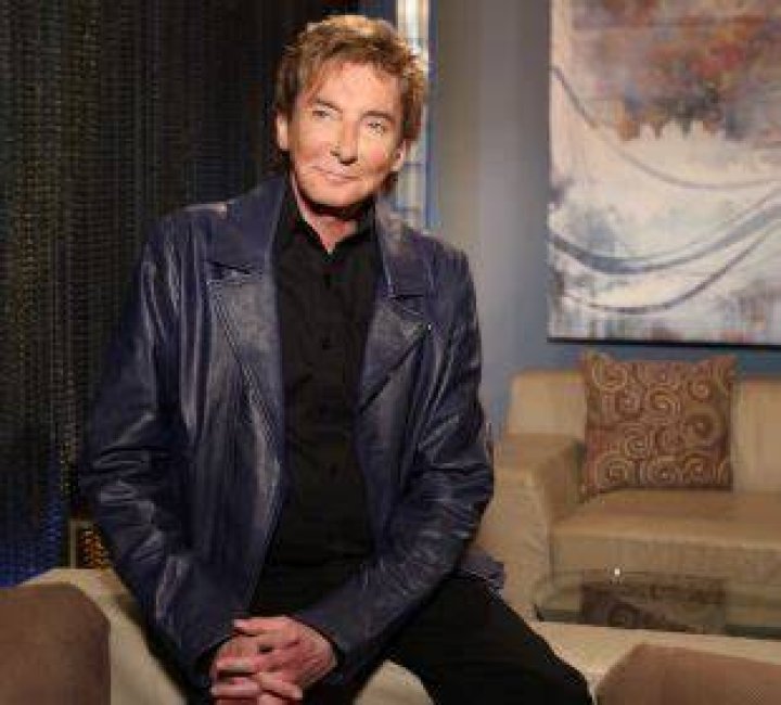 Barry Manilow Delights 40K Across The Pond For BBC Proms In The Park Access Online
