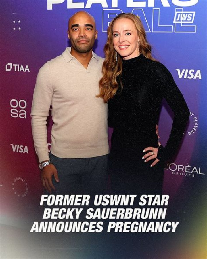 Becky Sauerbrunn Age, Salary, Net worth, Current Teams, Career, Height, and much more Football
