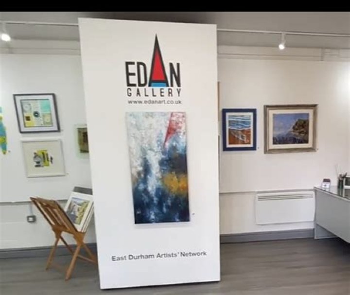 Bell Gallery Uk artist, Bell art, Cityscape