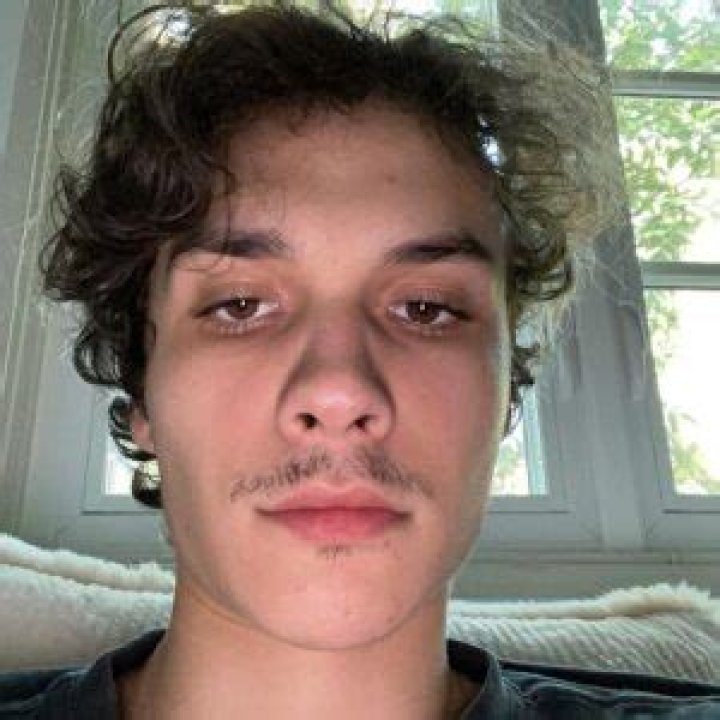 Benjamin Wadsworth Biography, Age, Net Worth, Wife, Kids, Height and Weight, Mov DaftSex HD