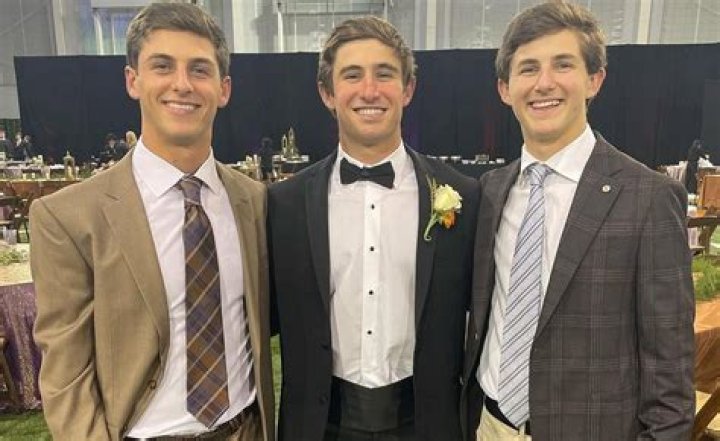 Dabo Swinney - Bio, Age, Net Worth, Height, Married, Nationality, Body Measurement, Career