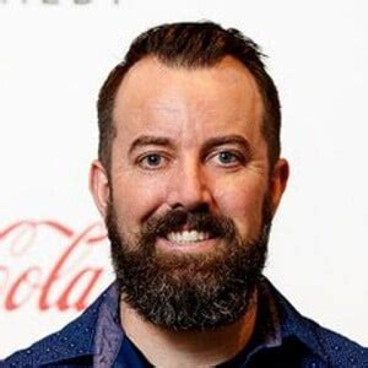 Dan Cummins Net Worth 2024