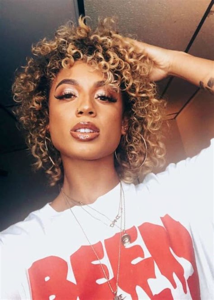 DaniLeigh Height, Weight, Age, Body Statistics Healthy Celeb
