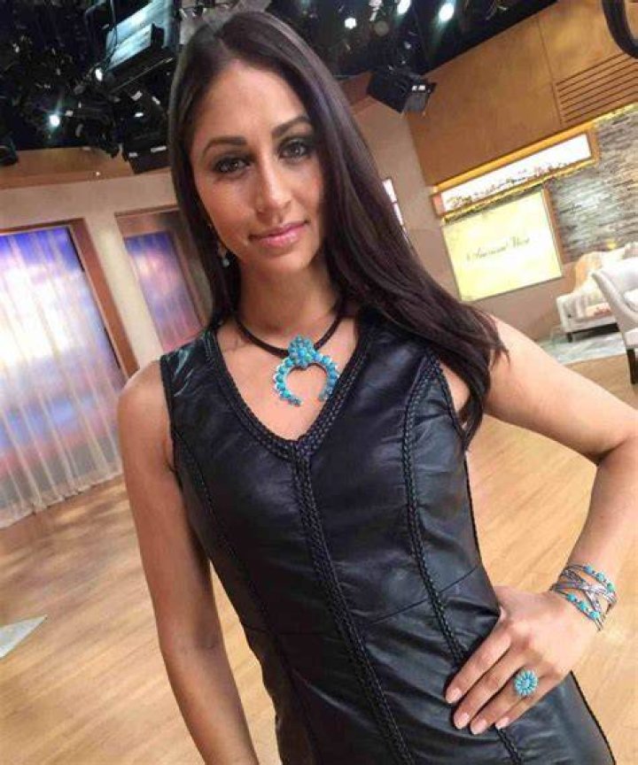 Deanna Fontanez Biography, Age, Height, Boyfriend mrDustBin