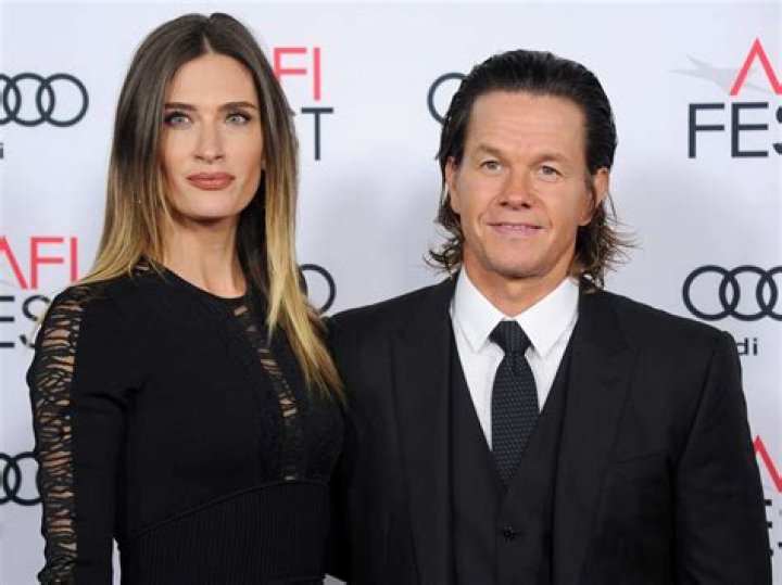 E - Height, Bio, Career, Married, Age, Net Worth, Facts