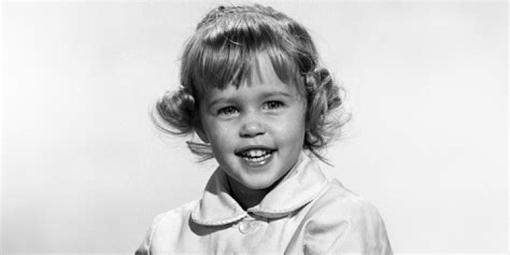 Hayley Stewart Biography Facts, Childhood, Family Life & Achievements