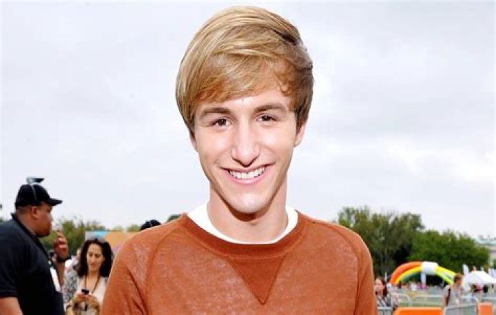 Jacob Cruikshank - Bio, Age, Net Worth, Single, Nationality, Career