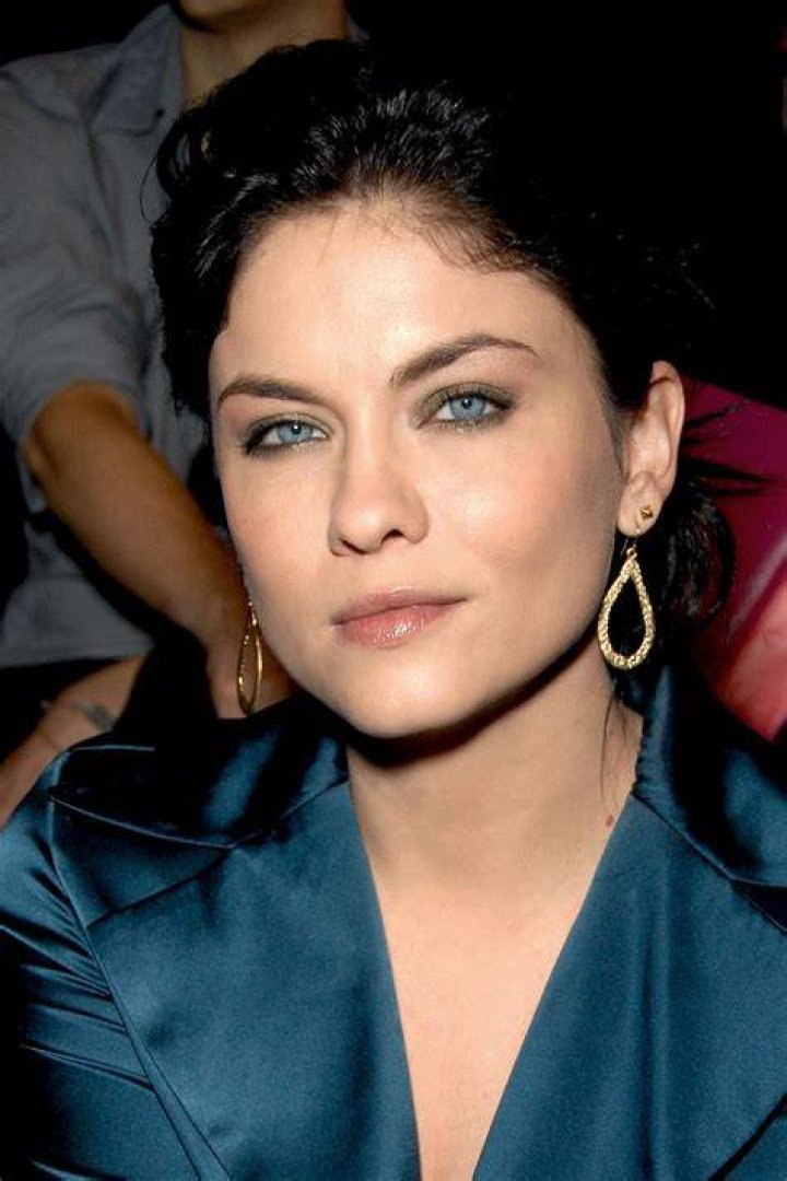 Jodi Lyn O'Keefe Breaking Bad actor RJ Mitte's Girlfriend (Bio, Wiki)