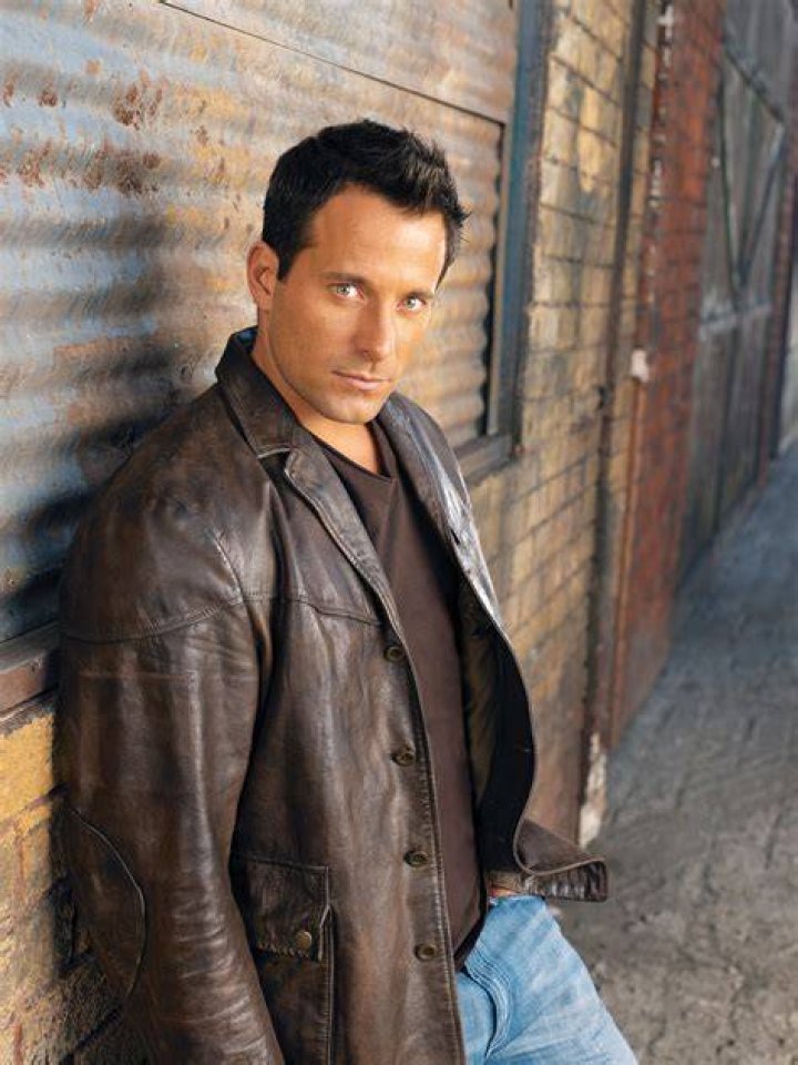 Johnny Messner