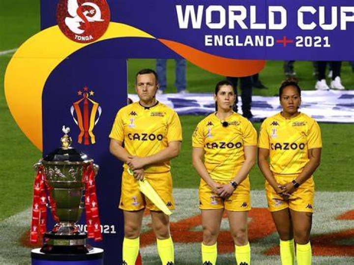 Kasey Badger makes history as first female referee of men's World Cup match