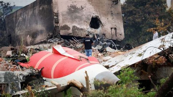 Lone survivor of crash that killed 5 metro Atlanta teens recovering at