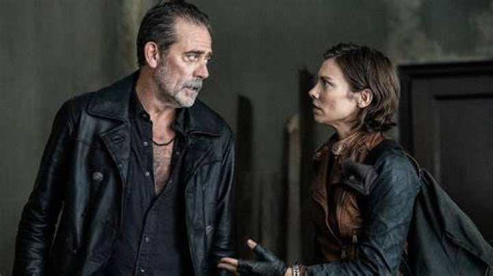 &lsquo;Walking Dead&rsquo; Star Lauren Cohan Teases Haircut; How The New Look Factors Into The Comics