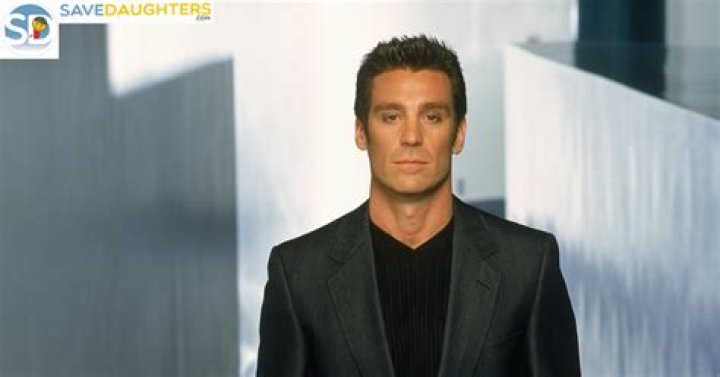 Michael T Weiss Wiki, Age, Biography, Education, Wife, Family, Career, Net Worth & More