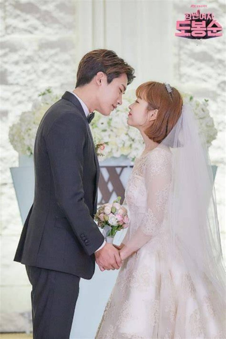 Park Bo Young Continues To Drop 'hint' Dating With Park Hyung Sik After 'publicly' Wearing A