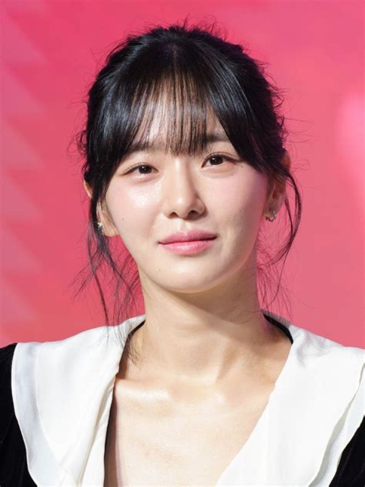 Park Gyuyoung Net Worth, Age, Bio, Movies, BF. (Updated 2023)