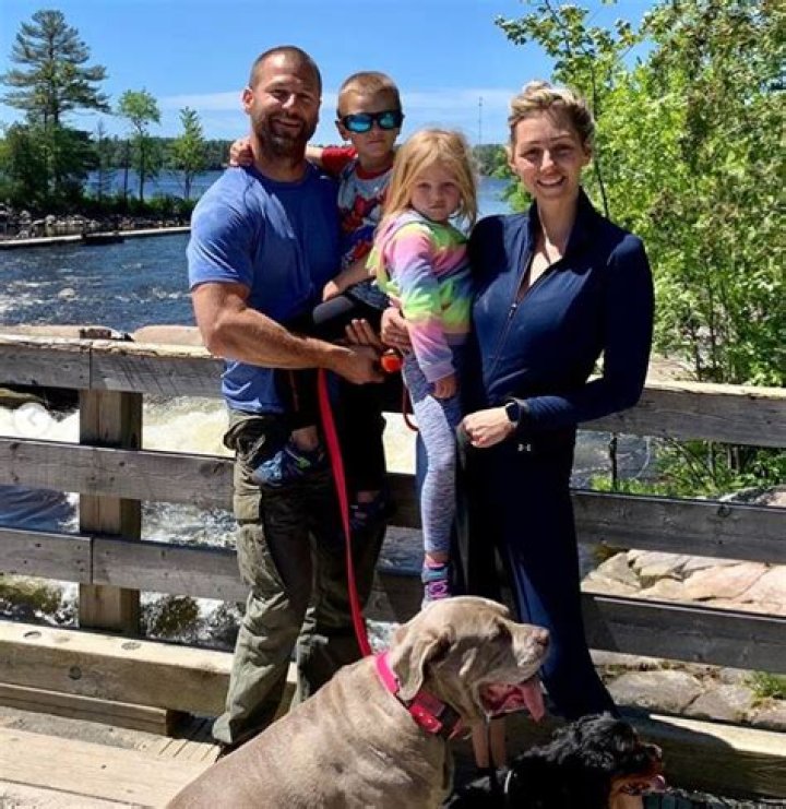 Quick Celeb Facts Dave Salmoni Married, Wife, Height, Net Worth, Children, Family