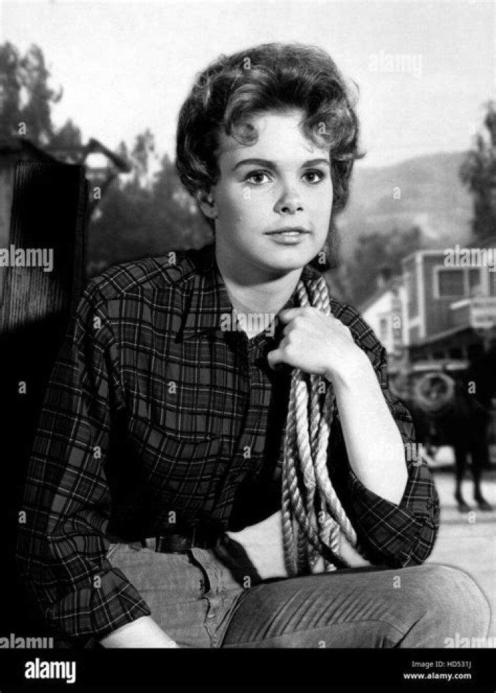 Sara Lane
