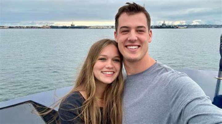Tanner Brungardt Net Worth, Girlfriend, Career, Vlogs & Bio Celeb Tattler