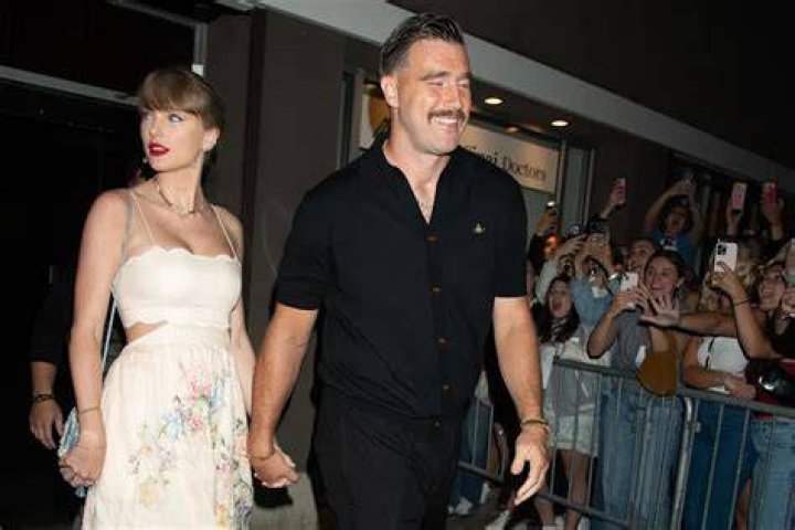 Taylor Swift and Foster The People's frontman Mark enjoy romantic lunch date Daily Mail Online