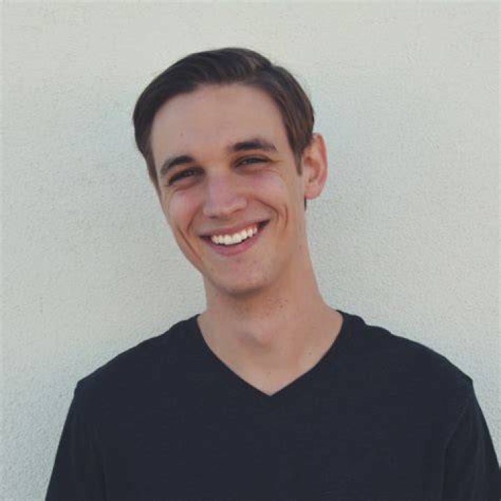 Tucker Boner Youtube