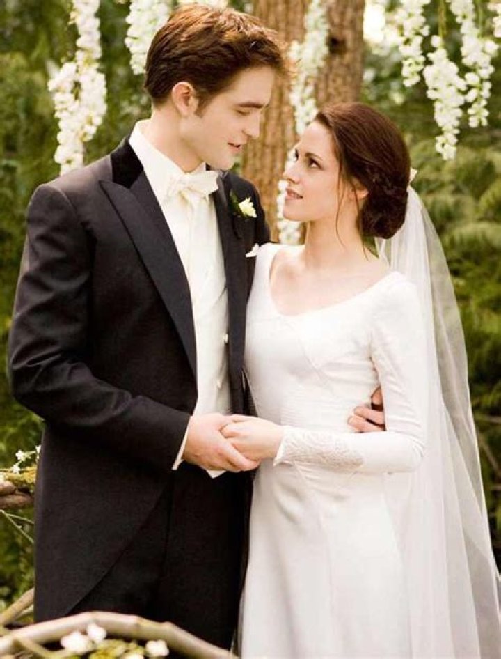Twilight Wedding Dress Replica Available Now Modern Wedding
