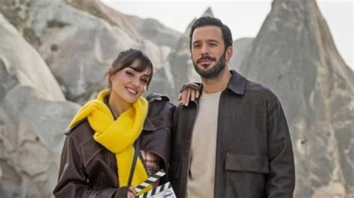 Unraveling The Burak Deniz And Hande Erçel Relationship: A Love Story Or Just Rumors?