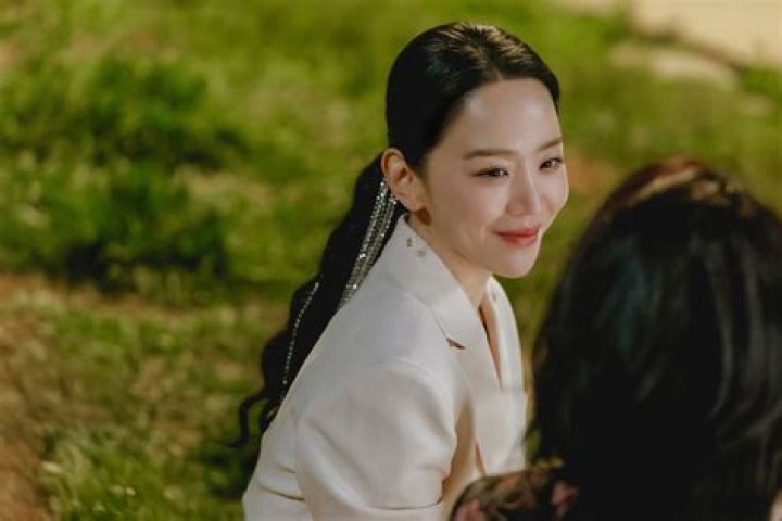 Unveiling Shin Hye Sun's Husband Who Is He?