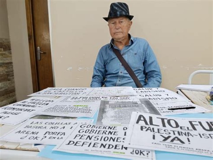 VIDEO As&iacute; fue como Adolfo &Aacute;ngel "El Temerario" pidi&oacute; la mano de Ver&oacute;nica Castro en TV nacional