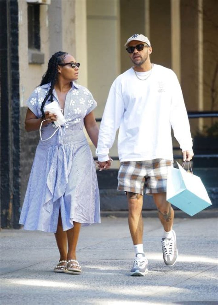 Who is Jesse Williams dating? Everything we know HELLO!