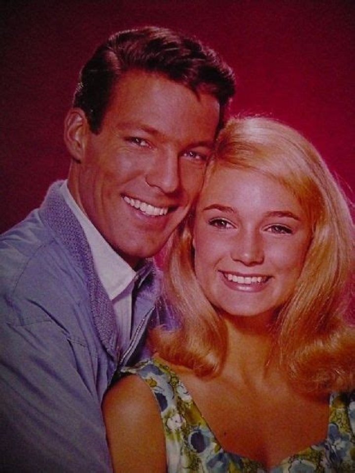 Who is Richard Chamberlain dating? Richard Chamberlain girlfriend, wife, relationships CelebNest