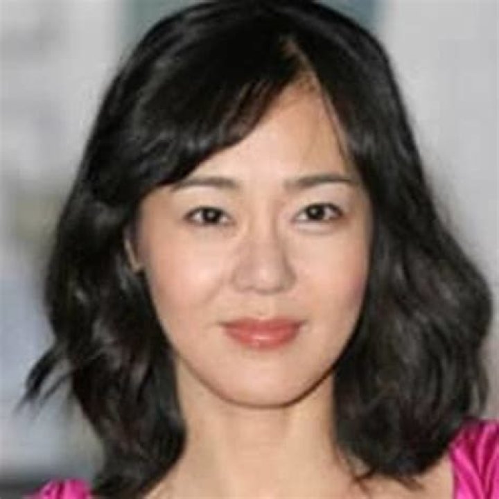 Yunjin Kim - Bio, Career, Married, Age, Net Worth, Height, Facts